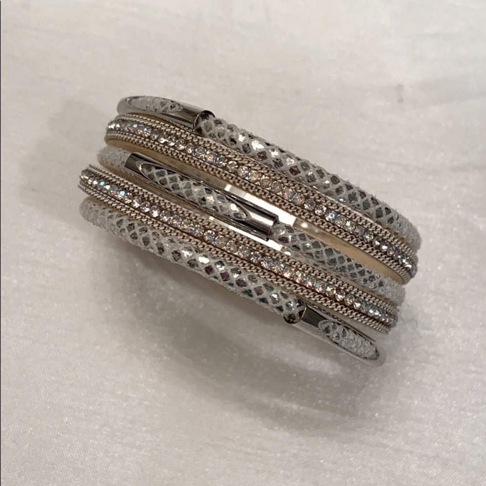 Sparkly multistrand bracelet